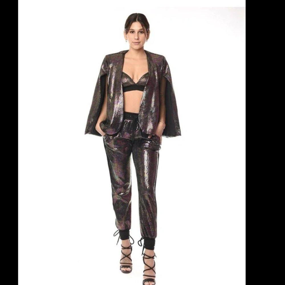 Cute Booty Lounge NWOT Fresh to Death 3 piece outfit MEDIUM - Picture 1 of 1